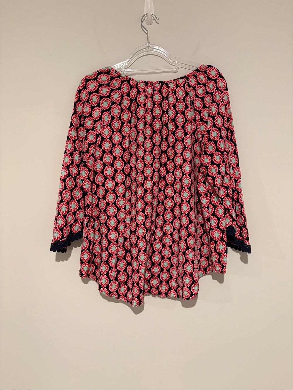 Crown & Ivy Peasant Blouse Pop Over Mixed Print 3/4 Sleeve Navy red size XL - Picture 2 of 6